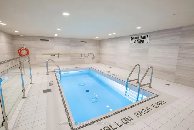 Additional image 27 of 39 Queens Quay Unit 803