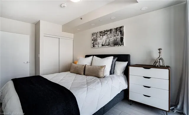 Additional image 16 of 3210 Dakota Common Unit A613