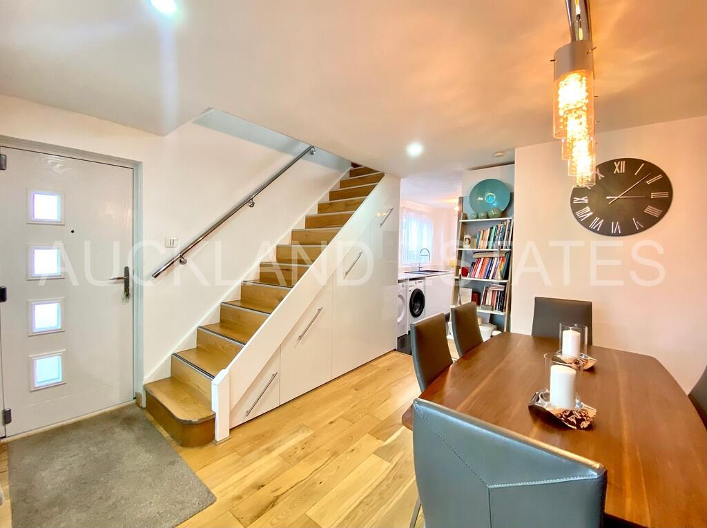 Additional image 4 of Vincenzo Close, Welham Green