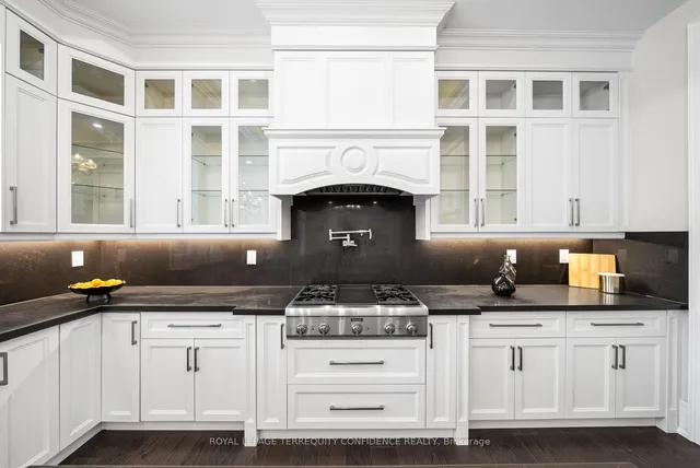 Additional image 16 of 193 Brookbanks Dr