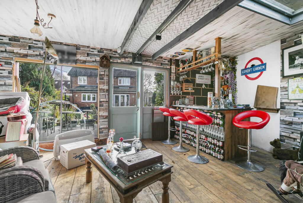 Additional image 19 of Cranwell Close, St. Albans, Hertfordshire, AL4