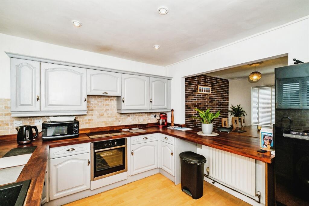 Additional image 6 of Blacksmiths Crescent, Sompting, LANCING