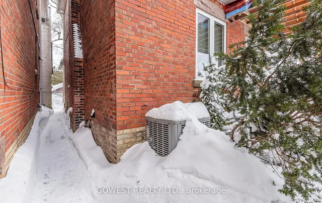 Additional image 30 of 2509 Dundas St