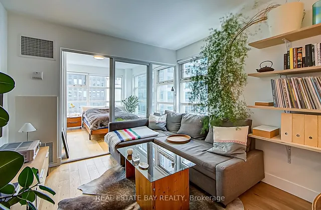 Additional image 5 of 50 Lombard St Unit 1004