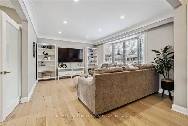 Additional image 4 of 1142 Stanley Dr