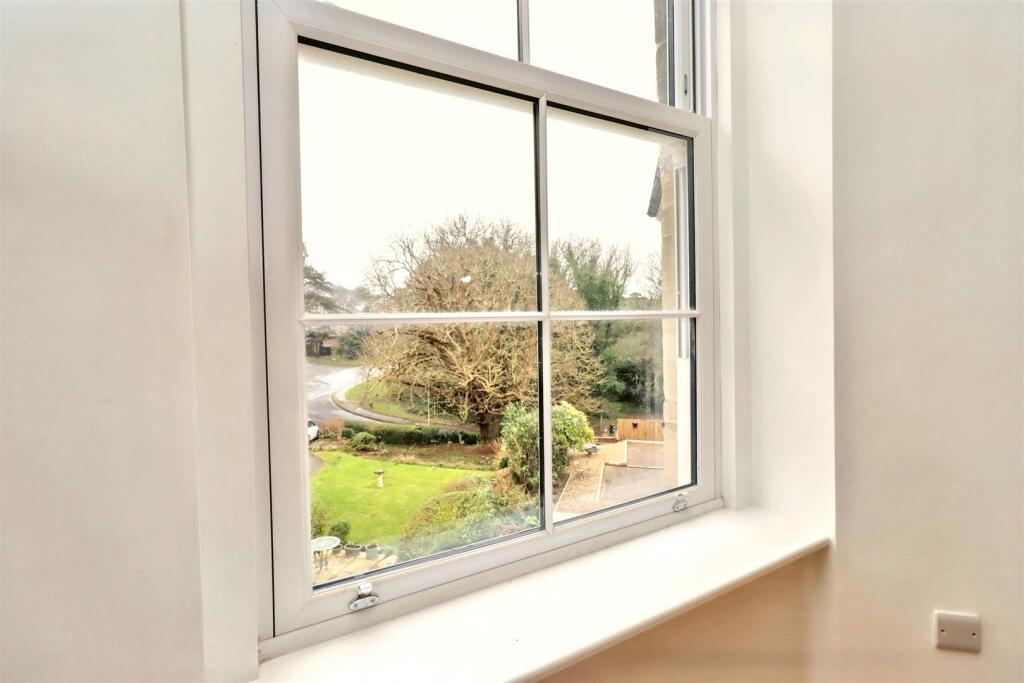 Additional image 7 of Modern luxury in a prestigious coastal location