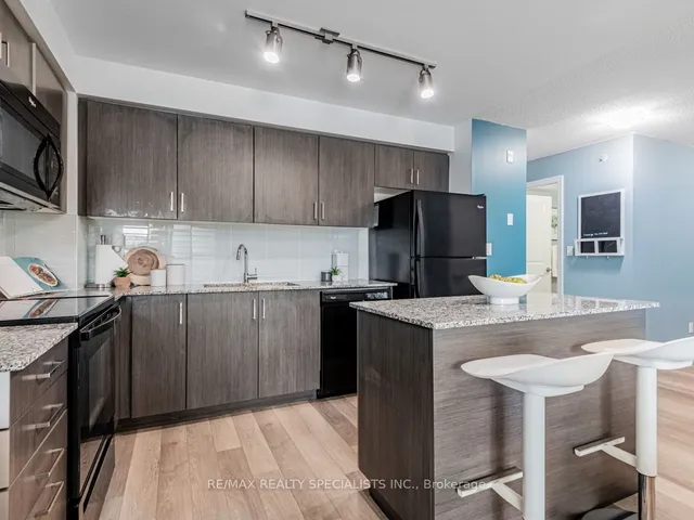 Additional image 6 of 80 Esther Lorrie Dr Unit 301