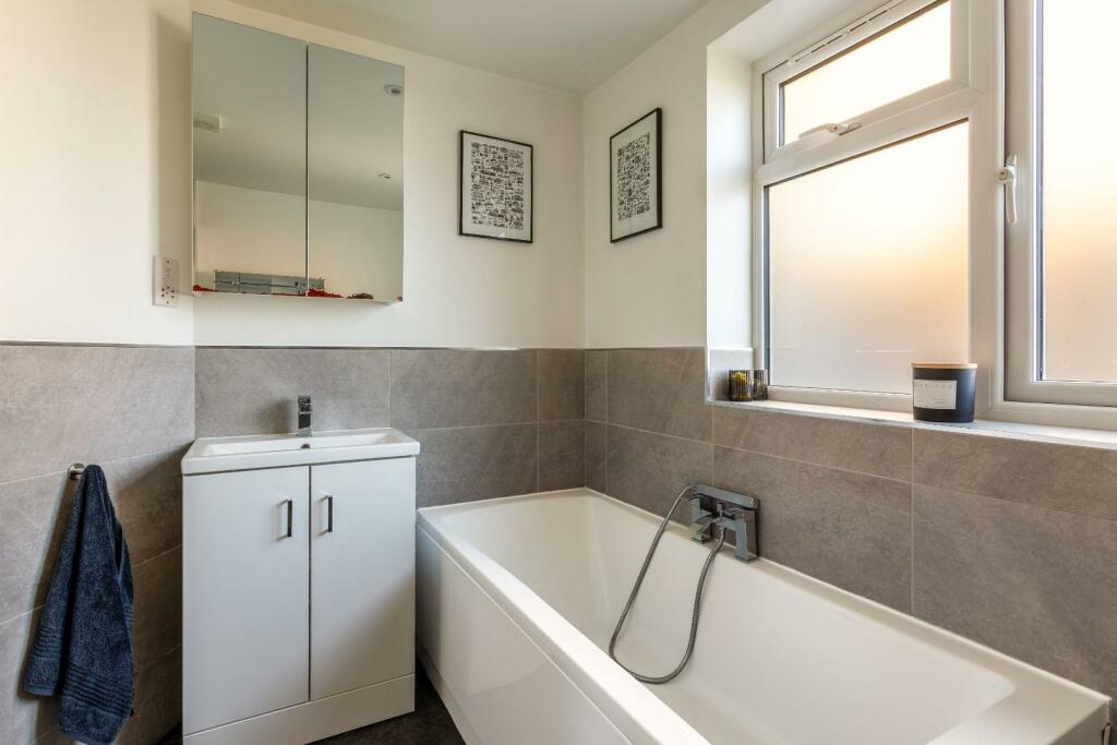 Additional image 21 of Glendale Road, Hove