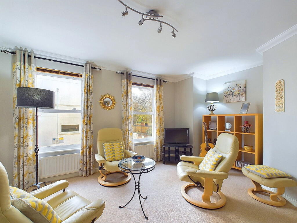 Additional image 4 of Amelia Crescent, Worthing BN11 4EB