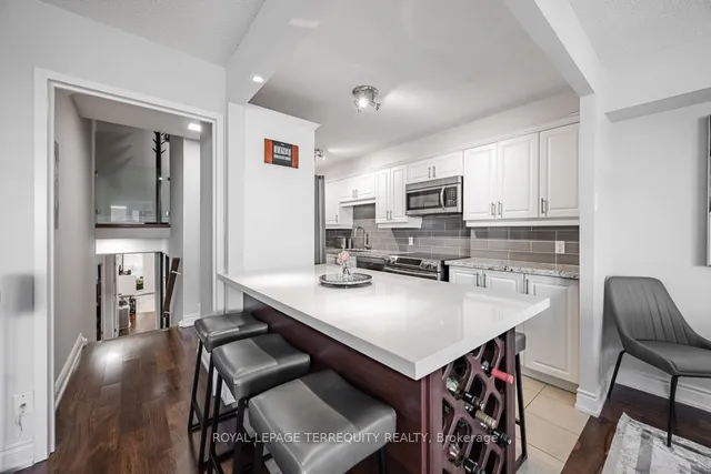 Additional image 12 of 288 Mill Rd Unit A44