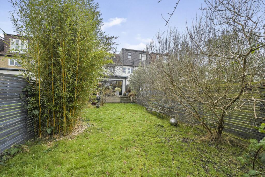 Additional image 16 of Wellhouse Road, Beckenham