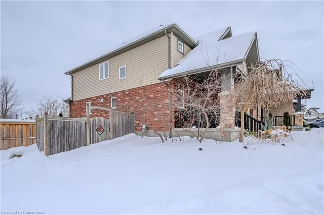 Additional image 3 of 561 Isaiah Cres
