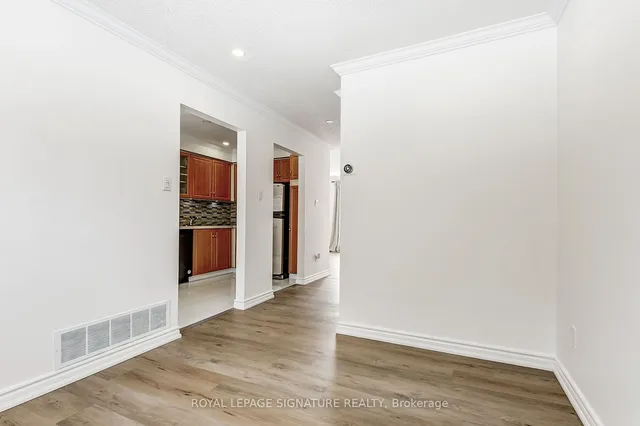 Additional image 16 of 200 Murison Blvd Unit 2