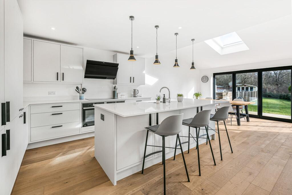 Additional image 27 of Bluebridge Road, Brookmans Park, AL9