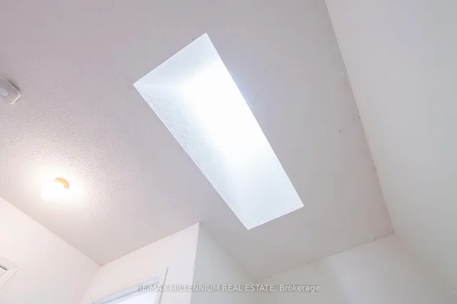 Additional image 21 of 2065 Sixth Line Unit 38