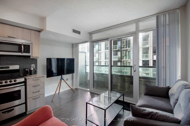 Additional image 6 of 36 Lisgar St Unit 512W