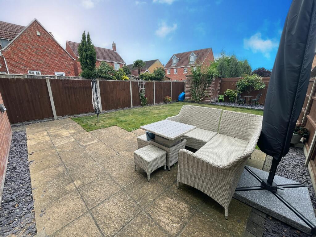 Additional image 12 of Cloverfield Drive, Soham