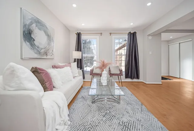 Additional image 8 of 50 Festoon Pl