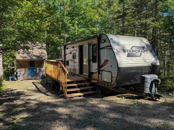 Additional image 2 of 17 Oakhill Dr, Lunenburg, NS B0R 1H0