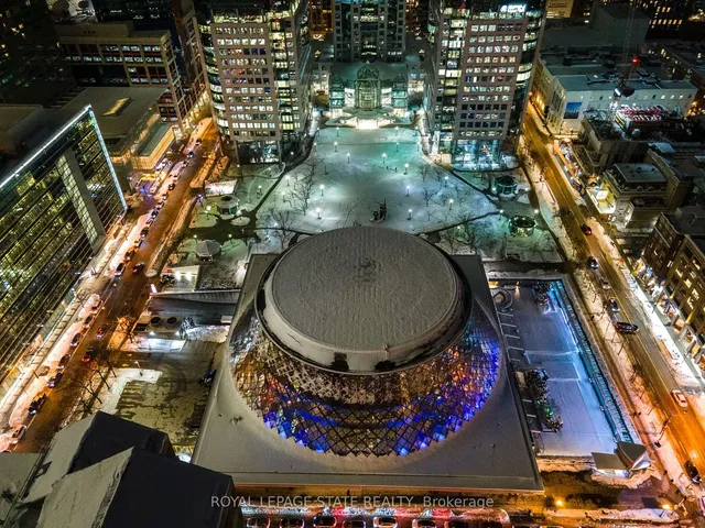 Additional image 3 of 71 Simcoe St Unit 2201