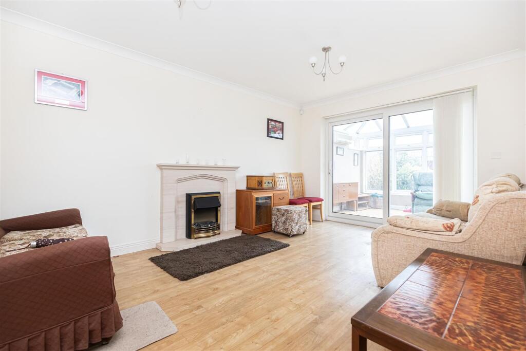 Additional image 5 of Spacious Bungalow on Evelyn Road, Bournemouth