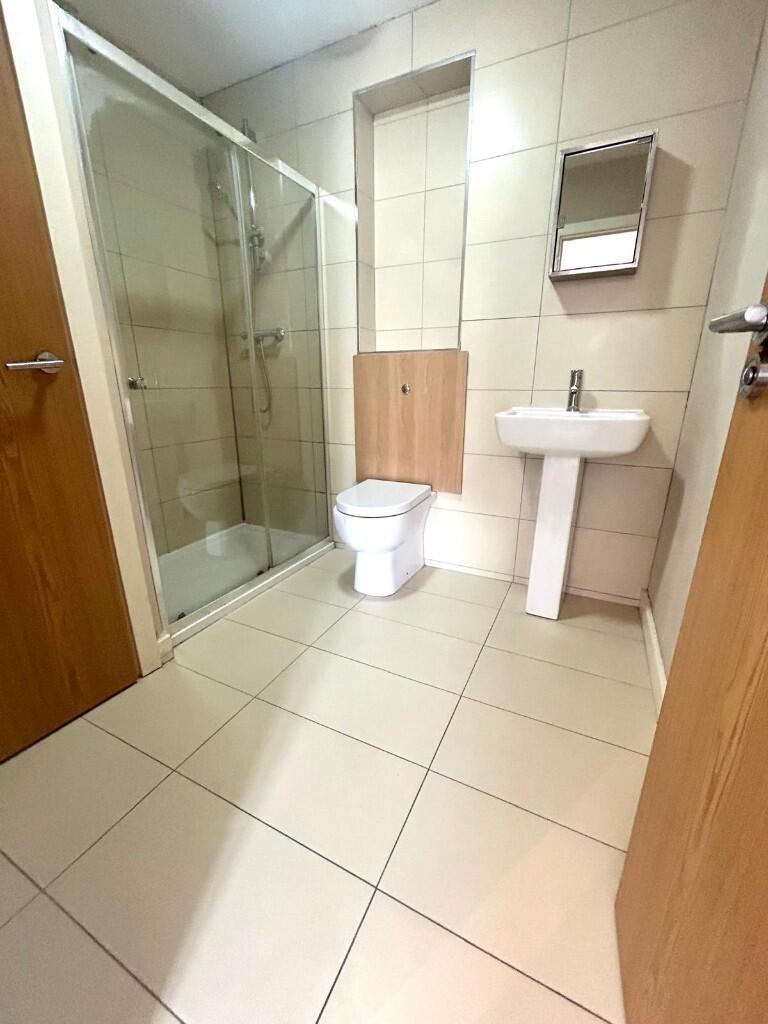 Additional image 11 of Richmond Road, Cardiff(City), CF24