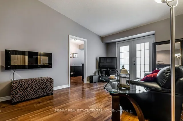 Additional image 7 of 1360 Main St Unit 409