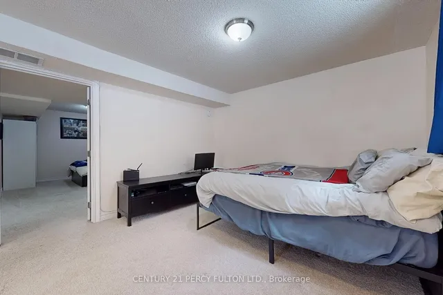 Additional image 38 of 3284 Lonefeather Cres