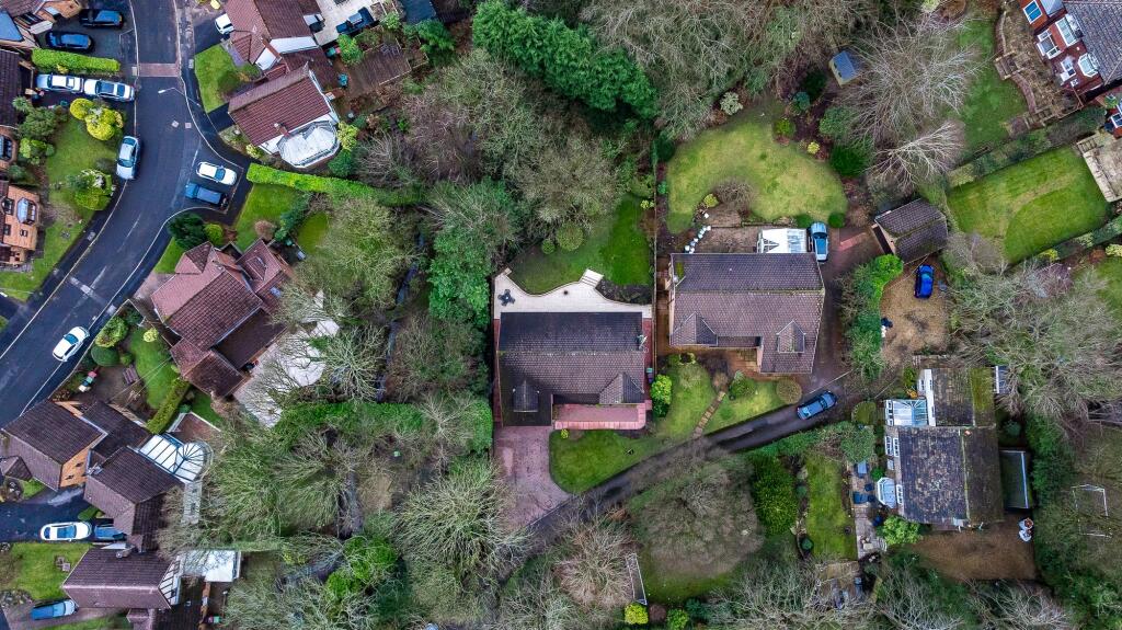 Additional image 43 of The Drays, New Hall Place, Heaton BL1 5 – A Spacious & Adaptable 5-Bed Home in Private Gated Setting