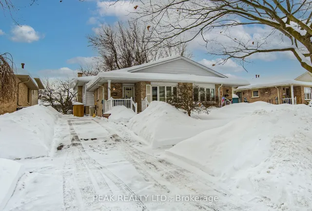 Additional image 2 of 93 Uxbridge Cres