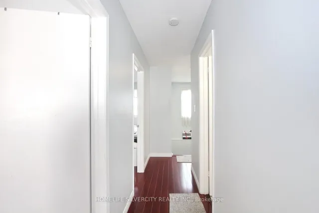 Additional image 31 of 7500 Goreway Dr Unit #37