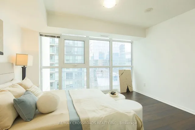 Additional image 21 of 400 Adelaide Ave Unit 2104