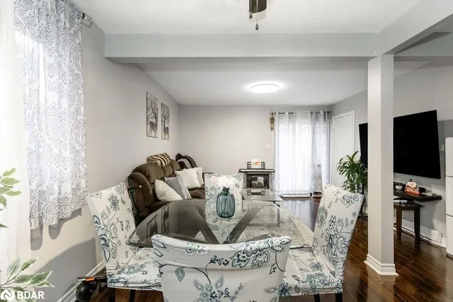 Additional image 9 of 20 Hillpark Trail