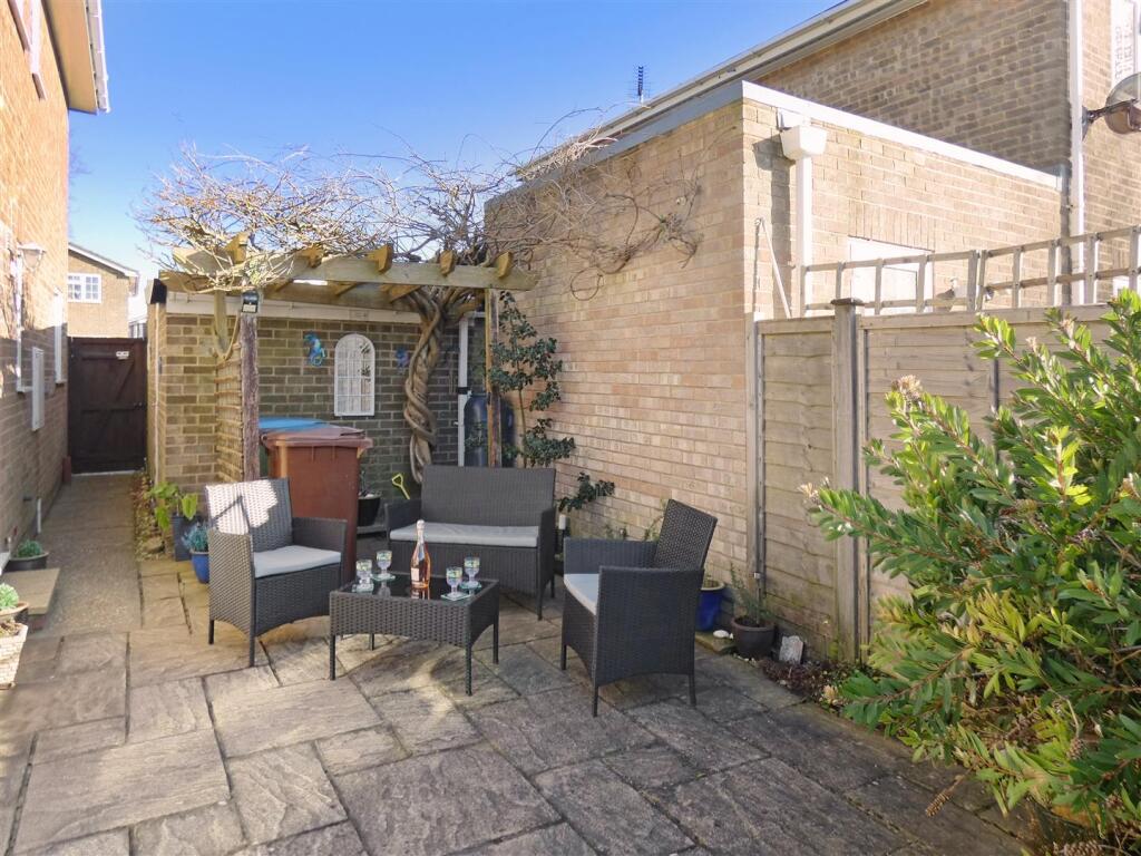 Additional image 13 of Spinnaker Close, Littlehampton