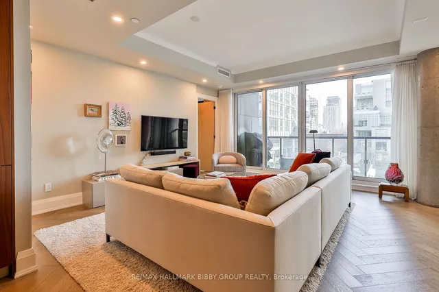 Additional image 9 of 128 Pears Ave Unit 501