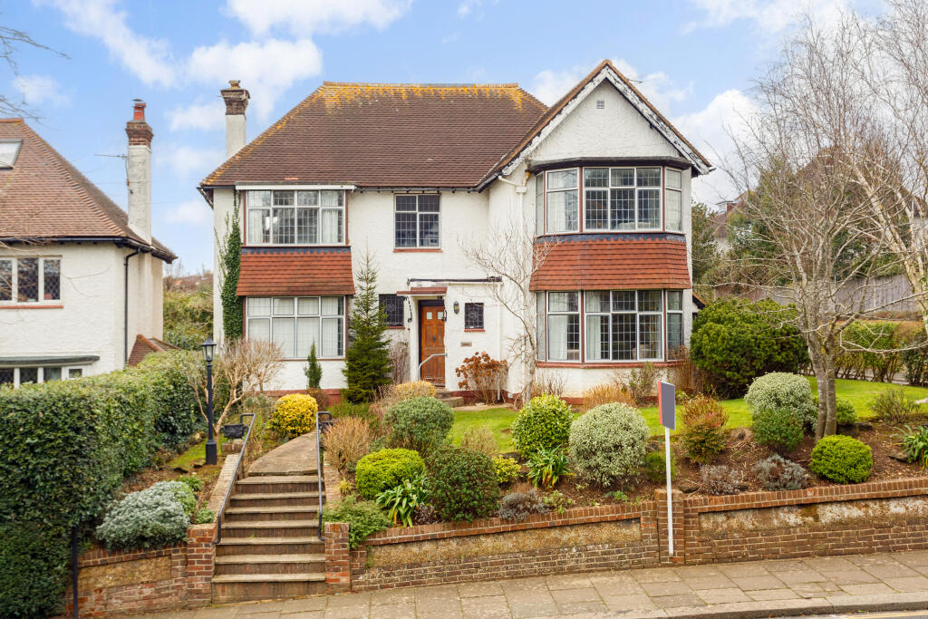 Hove Park Road, Hove, BN3