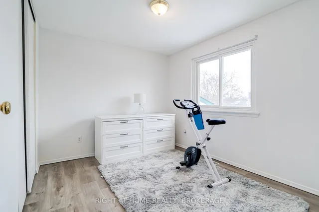 Additional image 12 of 703 Briar Cres