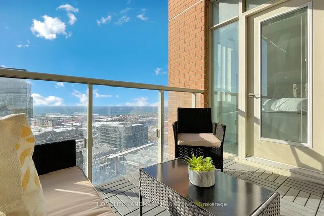 Additional image 10 of 125 Western Battery Rd Unit 2709