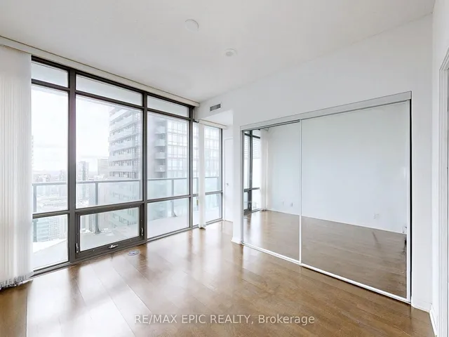 Additional image 25 of 832 Bay St Unit 3208