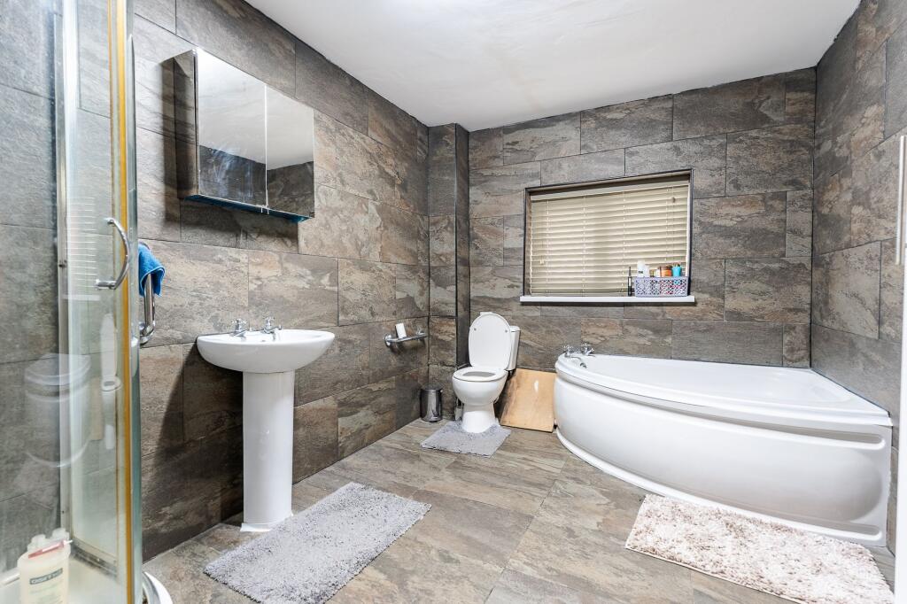 Additional image 23 of Birch Lane, Bradford, BD5