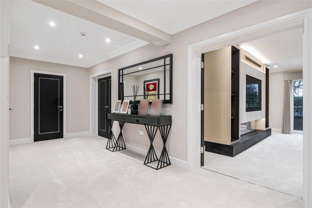 Additional image 5 of Meadow Way, Farnborough Park