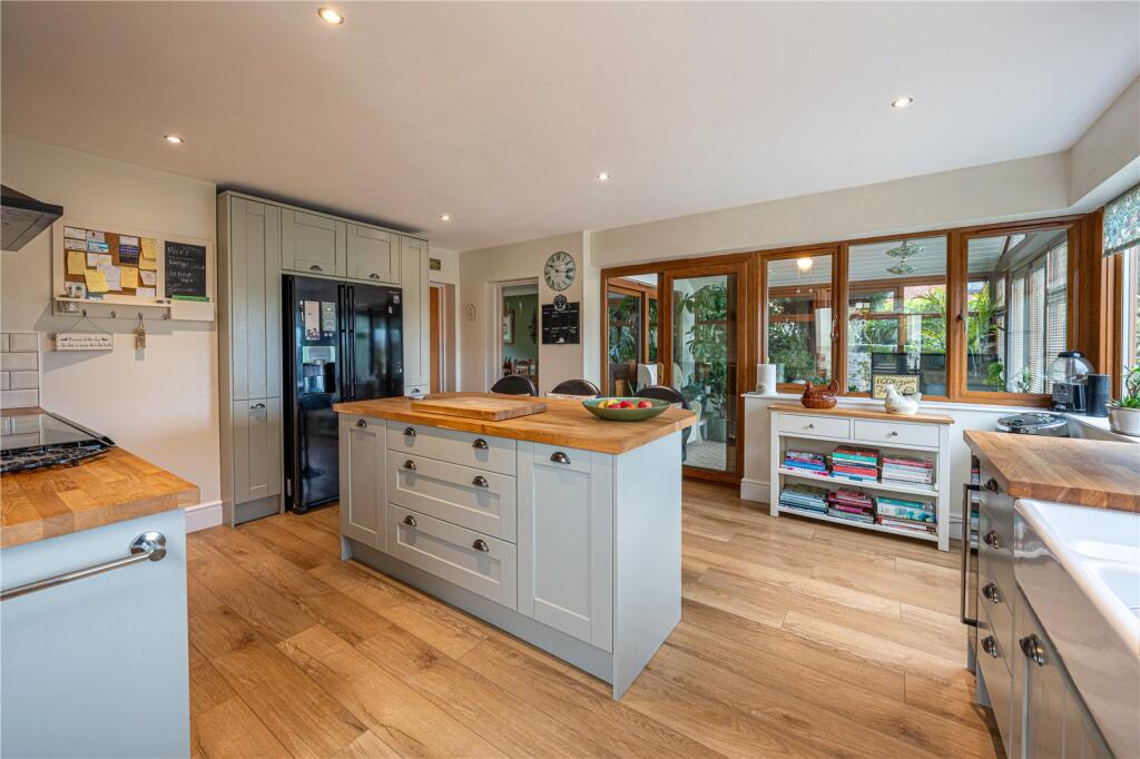 Additional image 4 of Wilnecote House Drive, Wilnecote, Tamworth, Staffordshire, B77