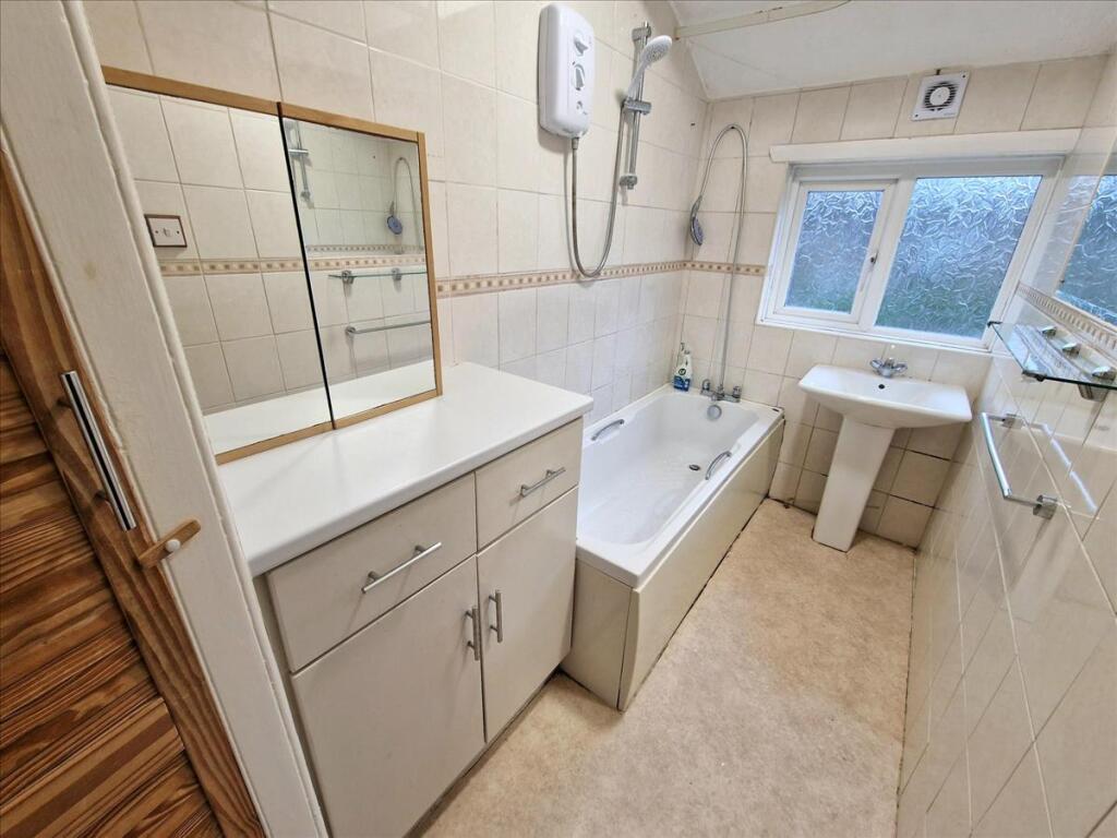 Additional image 7 of Chelford Road, Bromley, BR1