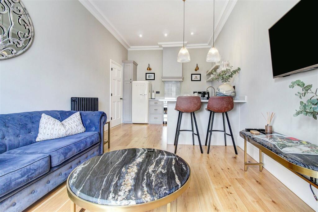 Additional image 18 of Bridge Street Row East, Chester, CH1 1NW