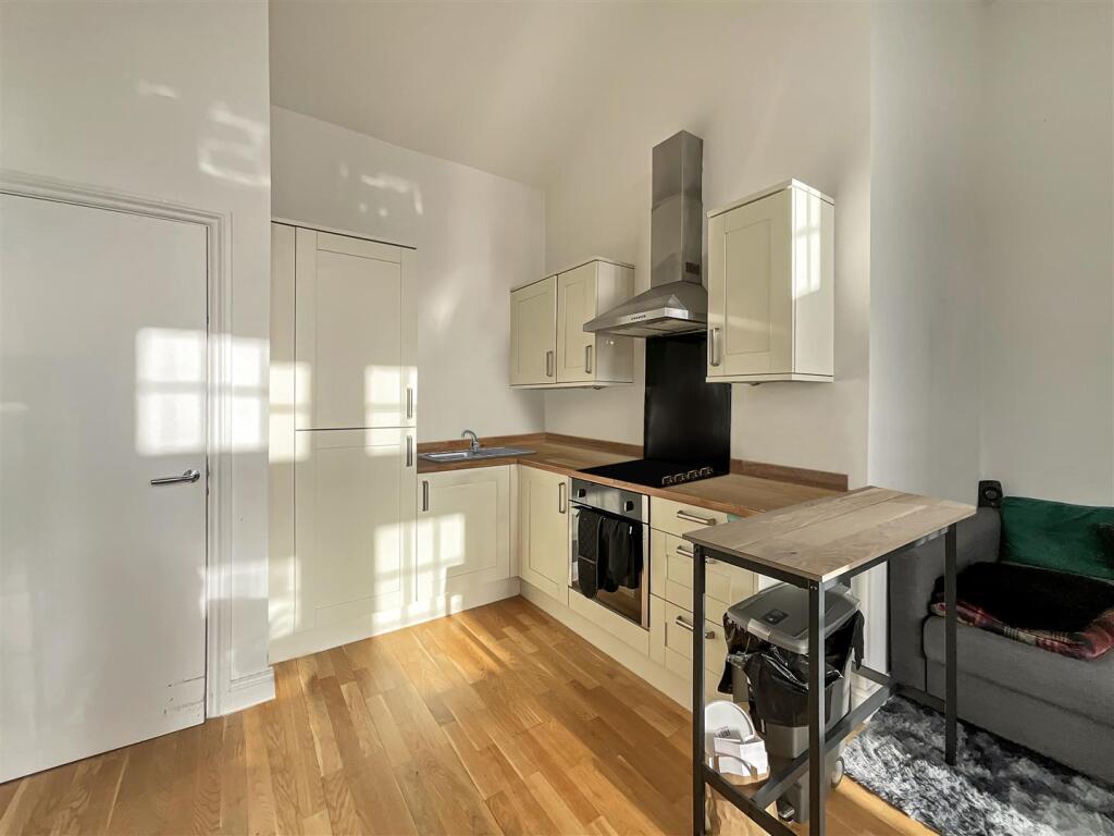 Additional image 9 of Air Balloon Road, St George