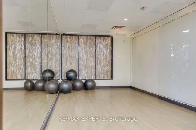 Additional image 32 of 500 Doris Ave Unit 1426