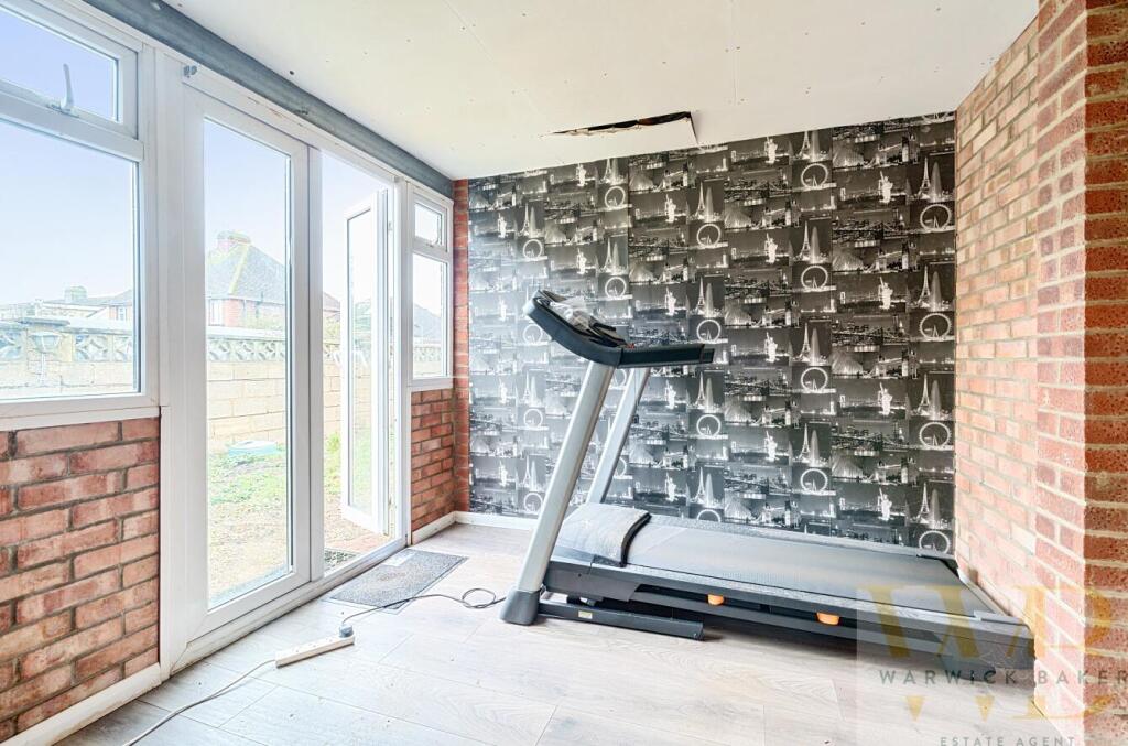 Additional image 15 of Park Avenue, Shoreham-By-Sea