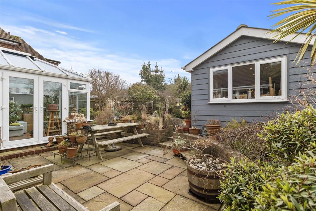 Additional image 46 of Coopers Hill, Eastbourne