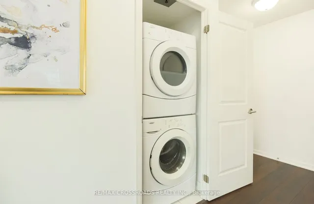 Additional image 27 of 400 Adelaide Ave Unit 2104