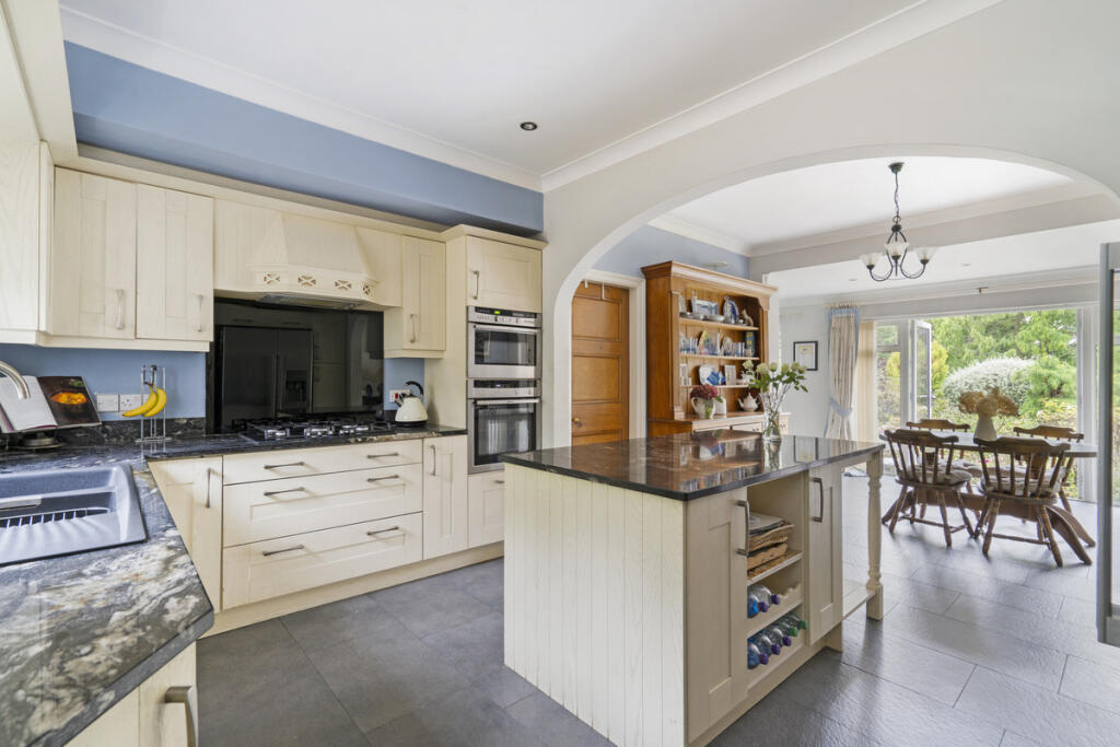 Additional image 3 of Temple Road, Dorridge, B93